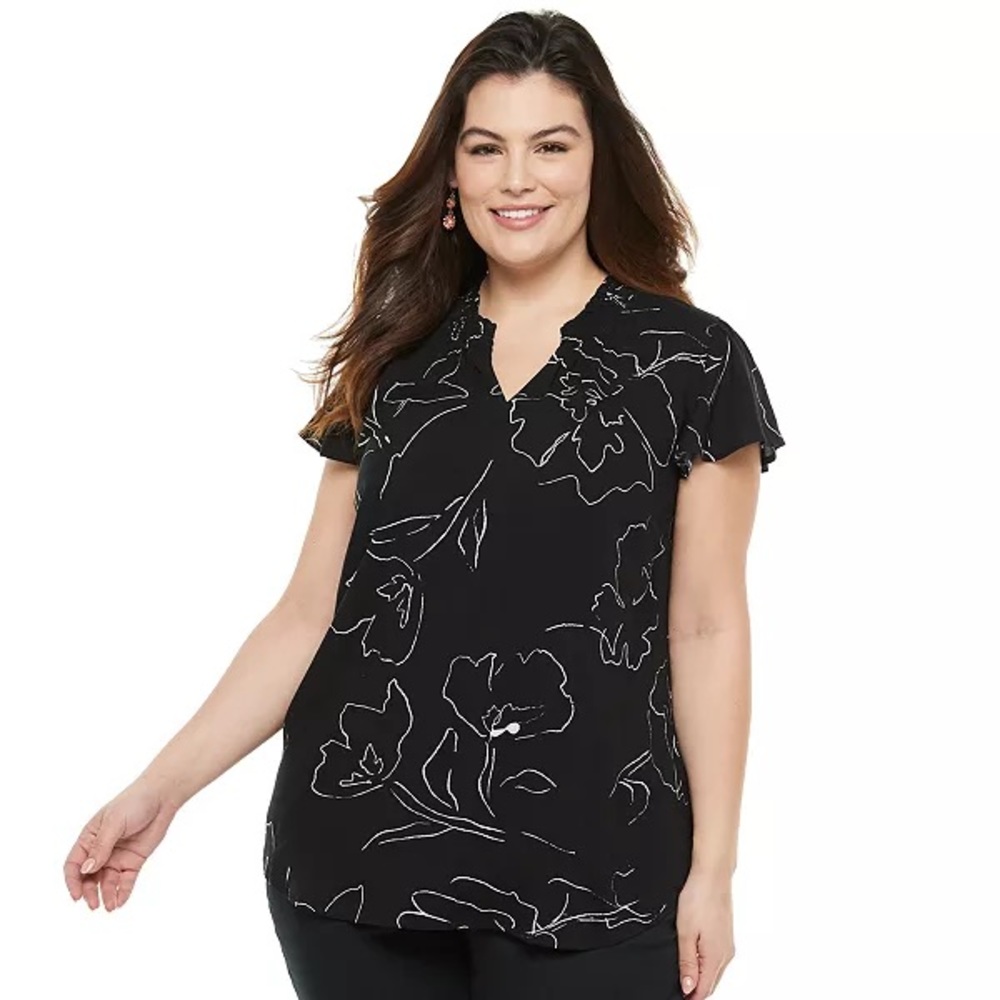 Evri Black and White Top‎